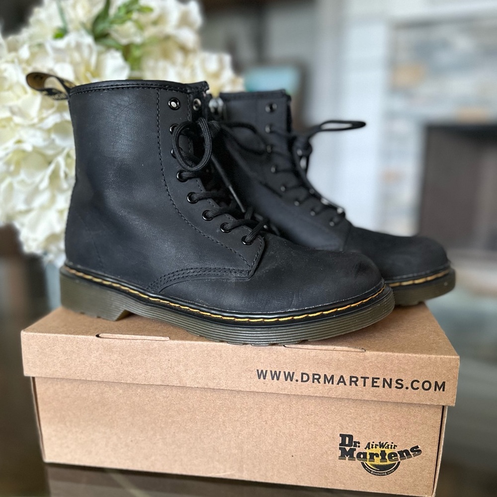 1460 Serena J Boots. US 3 Youth.
